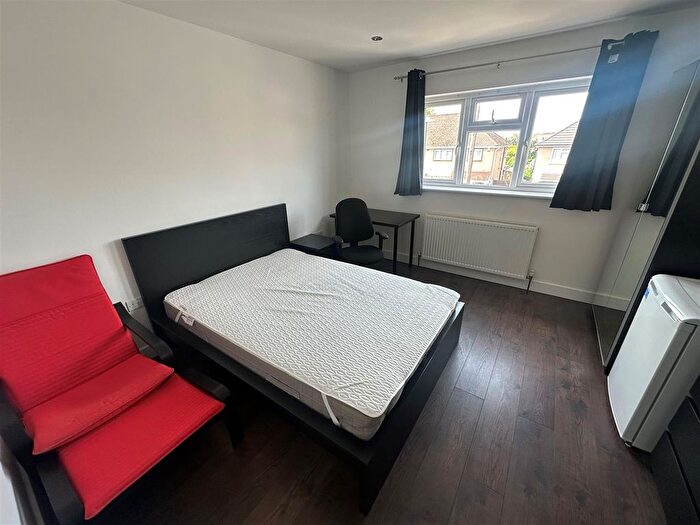 Property To Rent In Sandymount Avenue, Stanmore, HA7