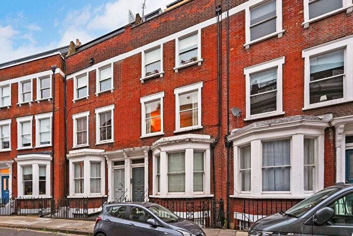 2 Bedroom Flat For Sale In Beaumont Crescent, West Kensington, W14