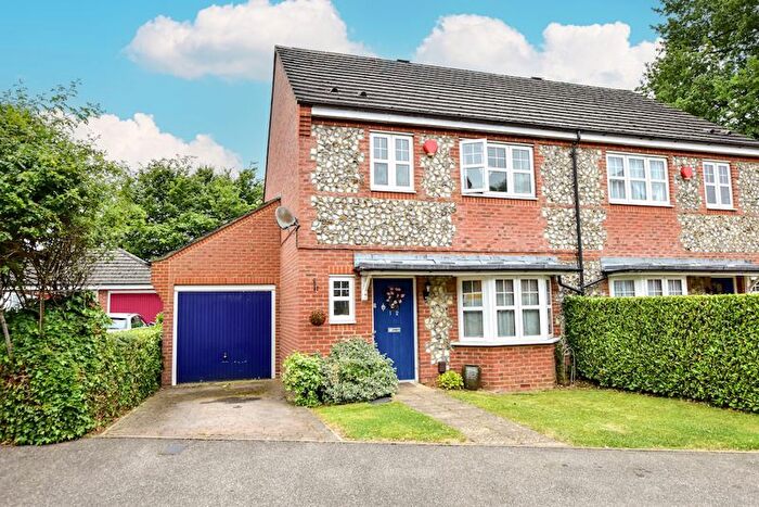 3 Bedroom Semi-Detached House For Sale In Four Oaks, Chesham, HP5
