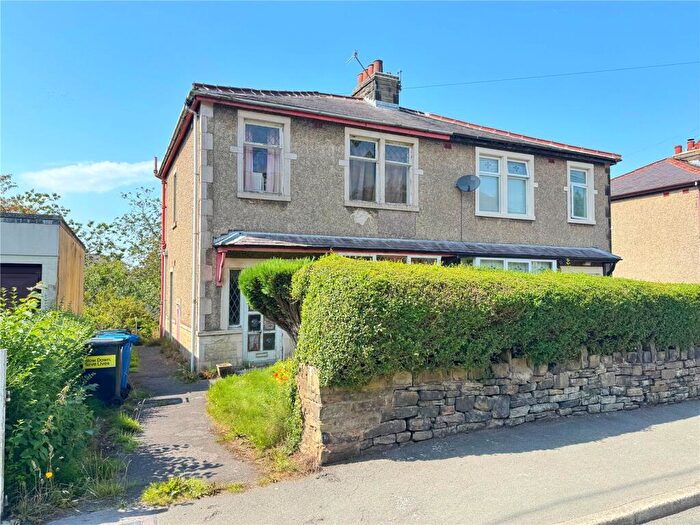 3 Bedroom Semi-Detached House For Sale In Park Road, Waterfoot, Rossendale, BB4