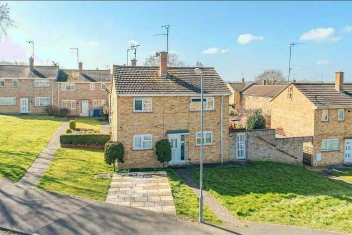 3 Bedroom Detached House To Rent In Castle Way, Barton Seagrave, Kettering, NN15