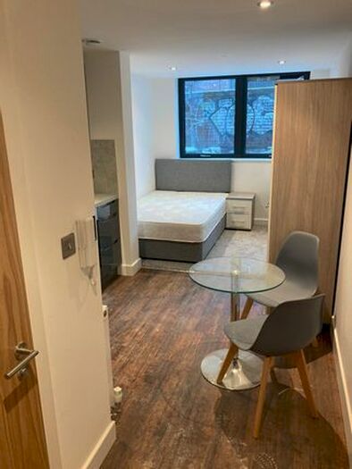 Studio To Rent In Earl Street, Sheffield, S1