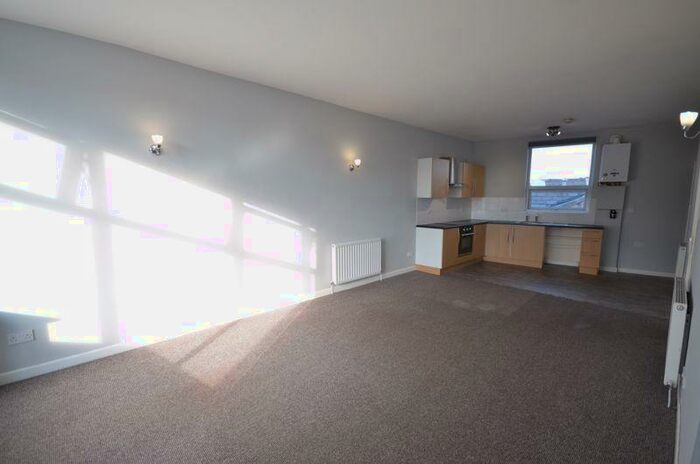 2 Bedroom Flat To Rent In Burnley Road, Padiham, BB12