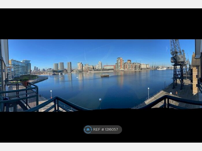 2 Bedroom Flat To Rent In Arragon House, London E16