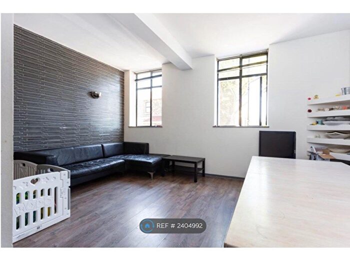 1 Bedroom Flat To Rent In Jedburgh Road, London, E13