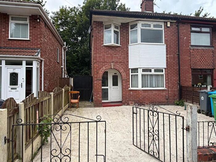 3 Bedroom Semi-Detached House To Rent In Eastholme Drive, Burnage, Manchester, M19