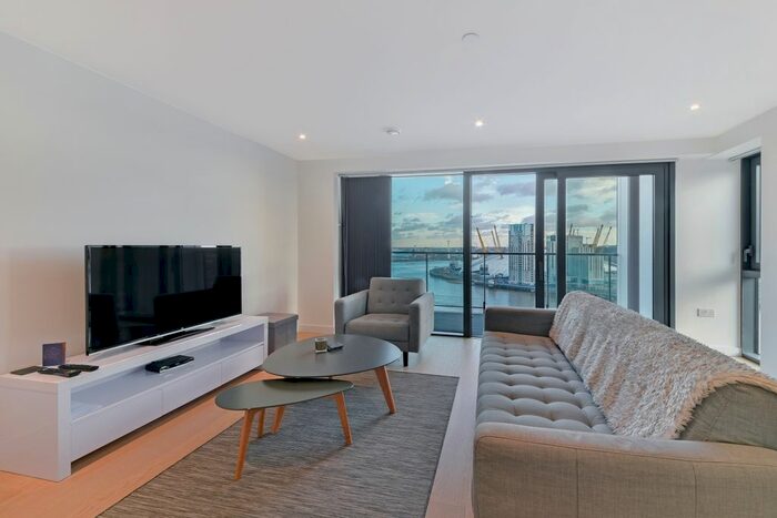 3 Bedroom Flat To Rent In Yabsley Street, London, E14