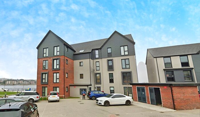 1 Bedroom Flat For Sale In Ffordd Y Dociau, Barry, CF62