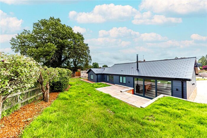 3 Bedroom Detached Bungalow To Rent In Pipers Lane, Aley Green, Aley Green, LU1