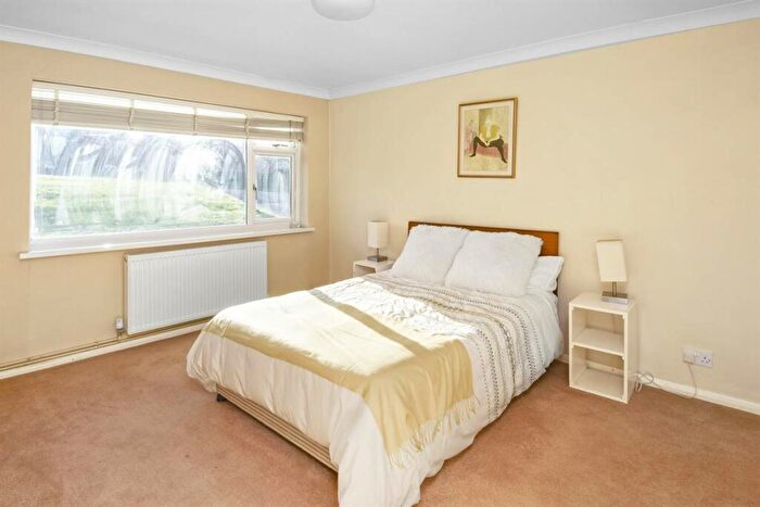 2 Bedroom Detached Bungalow For Sale In Shearwater Avenue, Whitstable, CT5