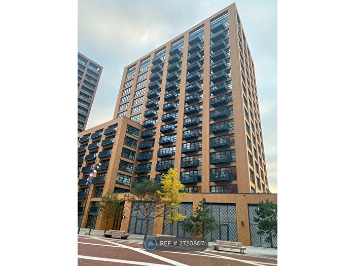 2 Bedroom Flat To Rent In Grantham House, London, E14