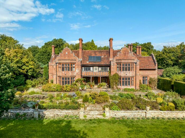 8 Bedroom Detached House For Sale In Level Mare Lane, Eastergate, PO20