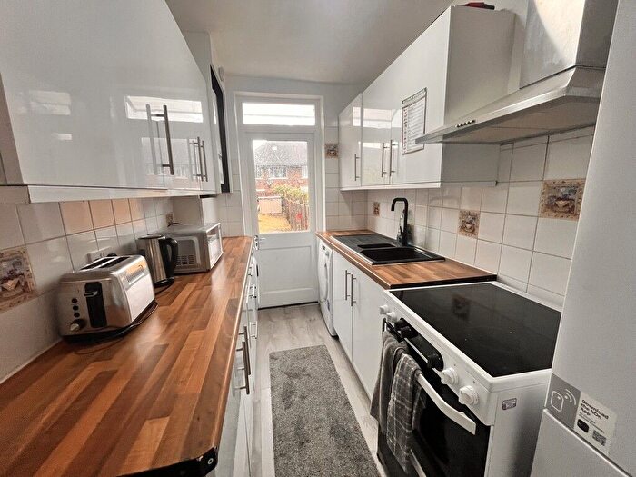 3 Bedroom Terraced House To Rent In Grove Road, Mitcham, CR4
