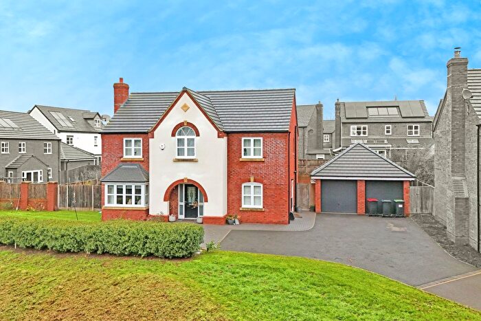 4 Bedroom Detached House For Sale In Kendall Drive, Austrey, CV9