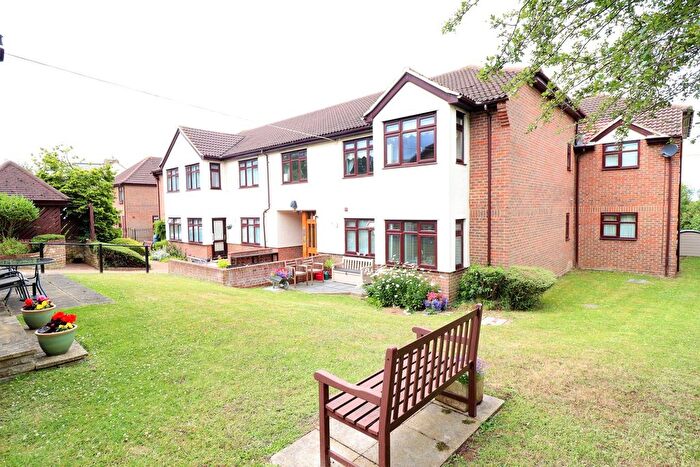 2 Bedroom Property For Sale In Sheriton Square, Rayleigh, SS6