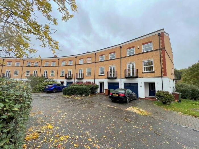 5 Bedroom Town House To Rent In Green Lane, Paddock Wood, Tonbridge, TN12