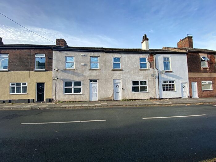 2 Bedroom Flat For Sale In B Mersey Road, Widnes, Cheshire, WA8