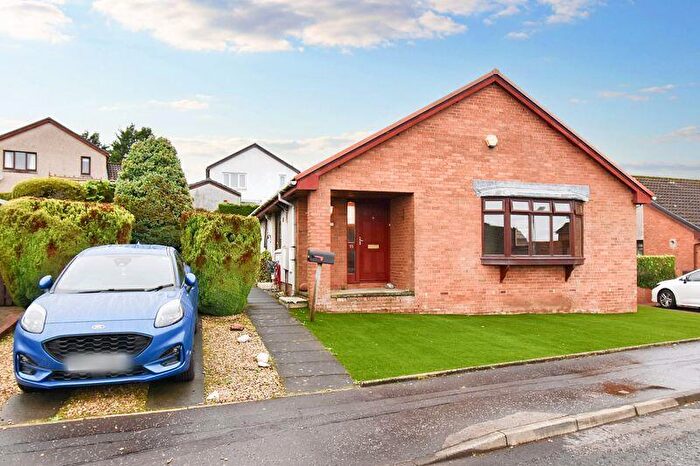 3 Bedroom Detached Bungalow For Sale In Lairds Hill Court, Kilsyth, G65
