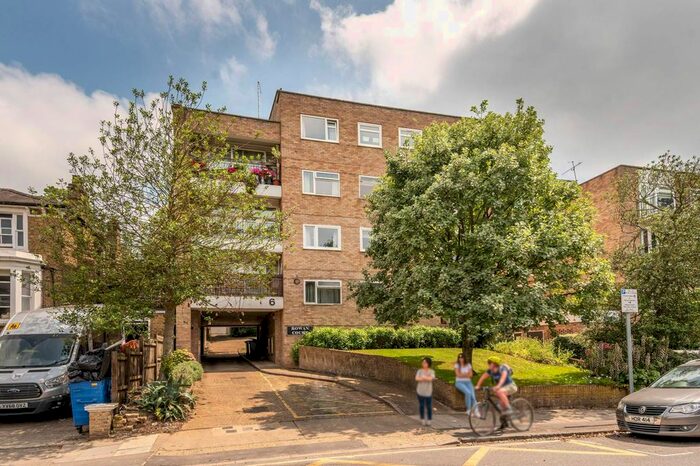 1 Bedroom Flat To Rent In Queens Road, Kingston, Kingston Upon Thames, KT2