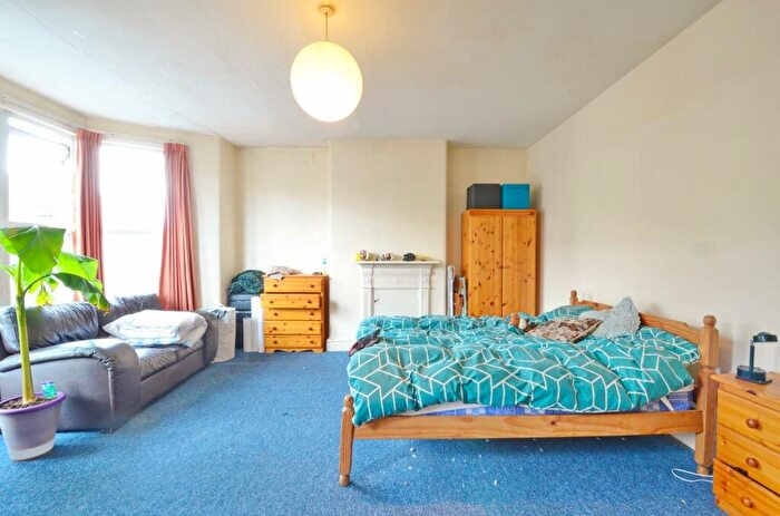 5 Bedroom Terraced House To Rent In Seymour Avenue, Bristol, BS7