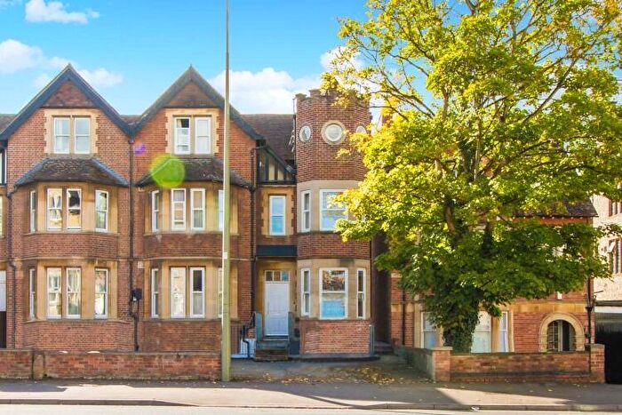 1 Bedroom Apartment To Rent In Iffley Road, Oxford, OX4