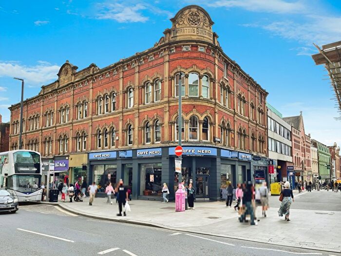 1 Bedroom Flat To Rent In The Headrow, Leeds, West Yorkshire, Uk, LS1