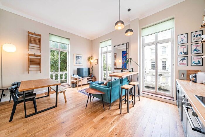 2 Bedroom Flat To Rent In St. Georges Drive, Pimlico, SW1V