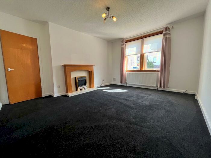 2 Bedroom Flat To Rent In Douglas Drive, Ashgill, ML9