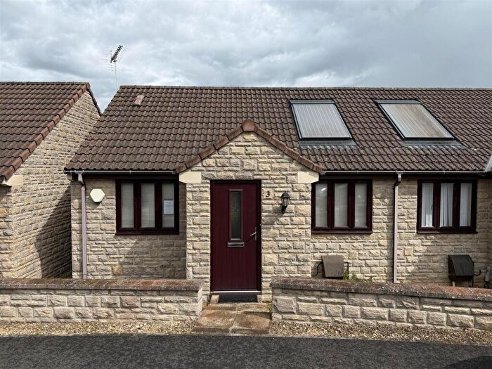 2 Bedroom Semi-Detached Bungalow For Sale In Clapton Road, Midsomer Norton, BA3