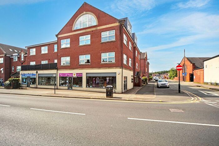 2 Bedroom Flat For Sale In Wardley Street, Wigan, WN5