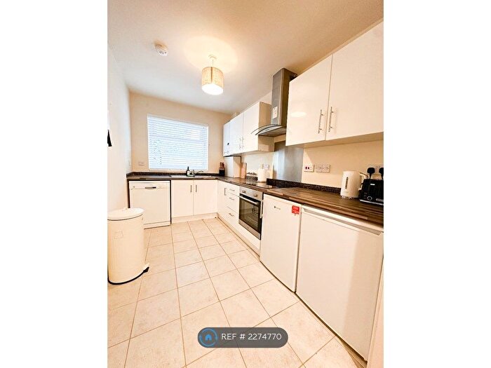 4 Bedroom Flat To Rent In Sancroft Street, London, SE11