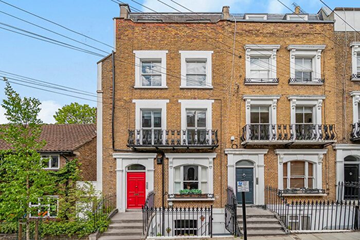 1 Bedroom Flat For Sale In Huntingdon Street, London, N1