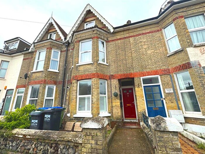 Studio To Rent In Bayford Road, Littlehampton, BN17