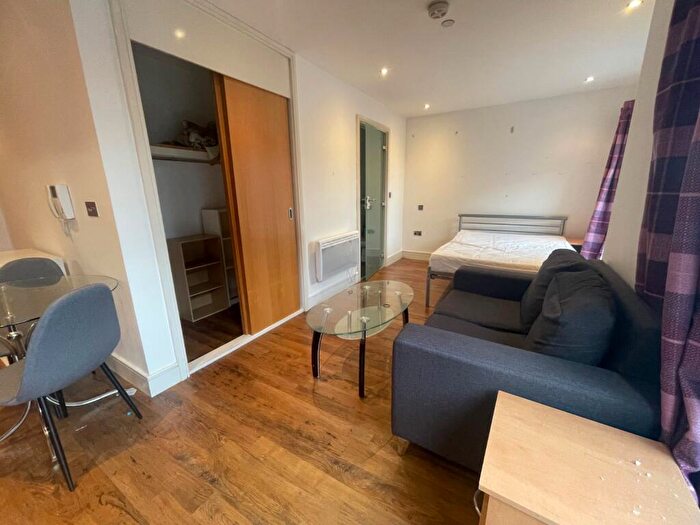 1 Bedroom Flat To Rent In Hanley House, Hanley Street, Nottingham, NG1