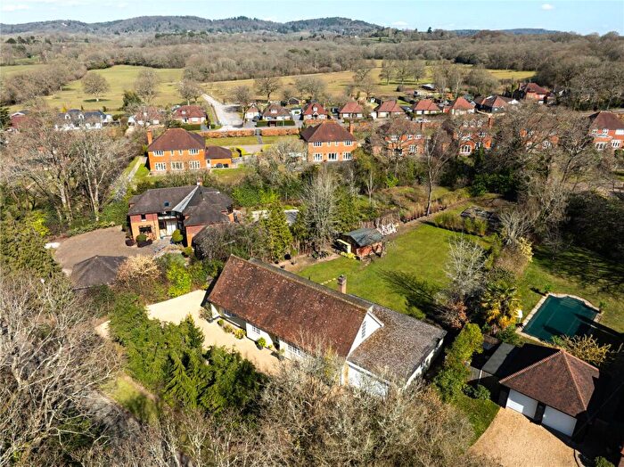 4 Bedroom Detached House For Sale In Wanborough Lane, Cranleigh, Surrey, GU6