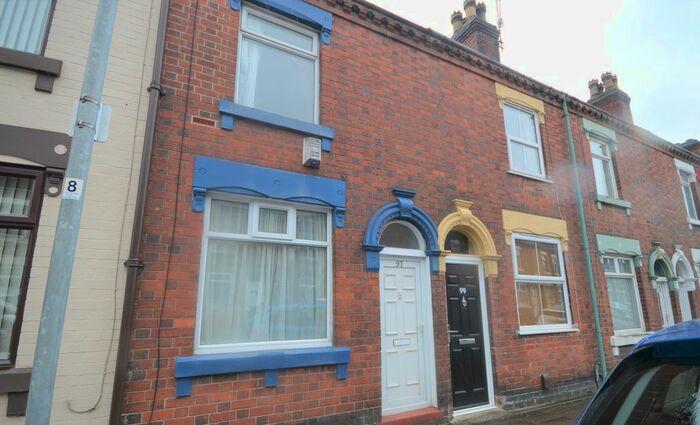 2 Bedroom Terraced House To Rent In Masterson Street, Fenton, Stoke-On-Trent, ST4