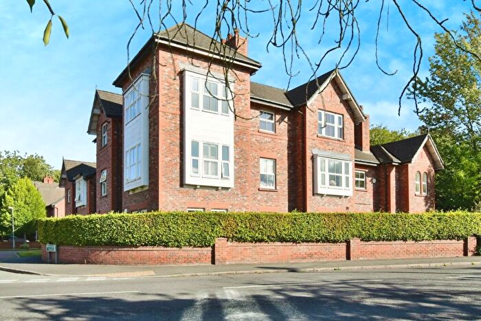 2 Bedroom Flat For Sale In Broadacre Place, Alderley Edge, Cheshire, SK9