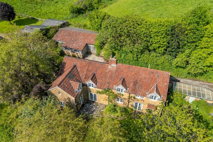 5 Bedroom Detached House To Rent In West Milton, Bridport, DT6