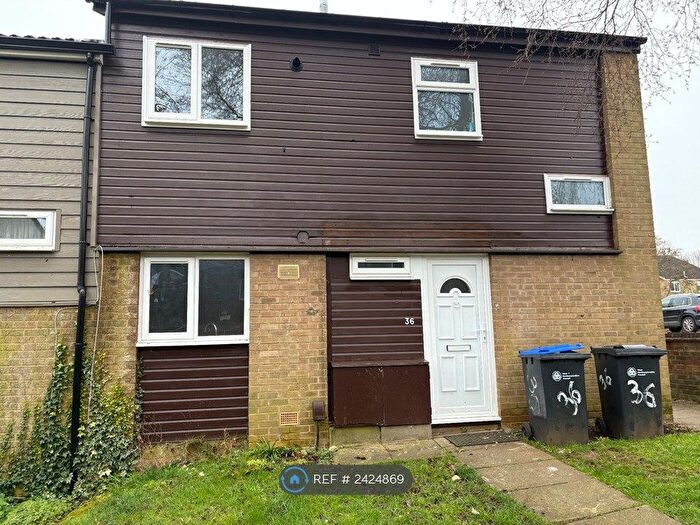 3 Bedroom Semi-Detached House To Rent In North Holme Court, Northampton, NN3