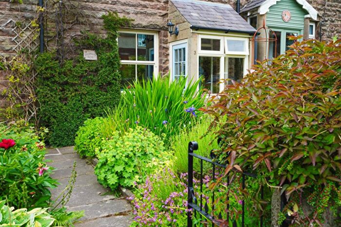 2 Bedroom Terraced House For Sale In Upper Town Lane, Birchover, Matlock, DE4