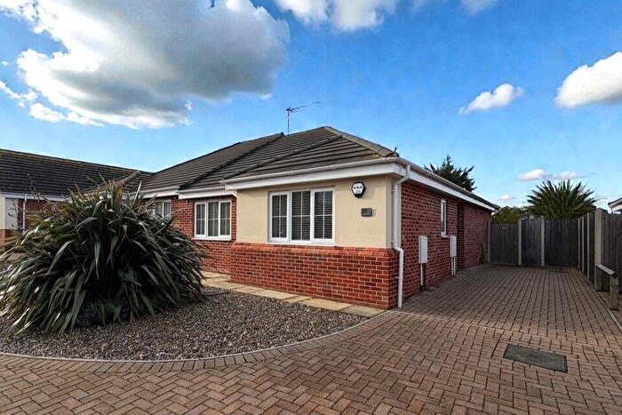 2 Bedroom Bungalow For Sale In Coppice Close, Lowestoft, NR32