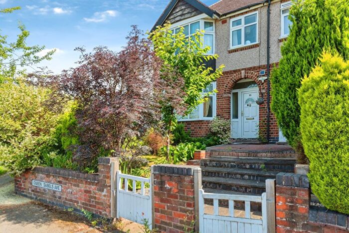 3 Bedroom Semi Detached House For Sale In Queen Isabels Avenue, Coventry, CV3