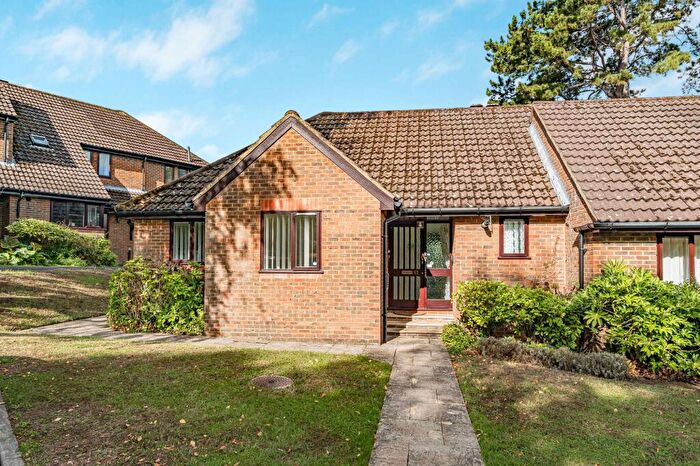 2 Bedroom Semi-Detached Bungalow For Sale In Beechwood Park, Leatherhead, KT22
