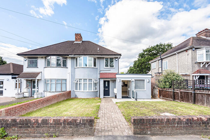 1 Bedroom Flat To Rent In White Horse Hill, Chislehurst, BR7