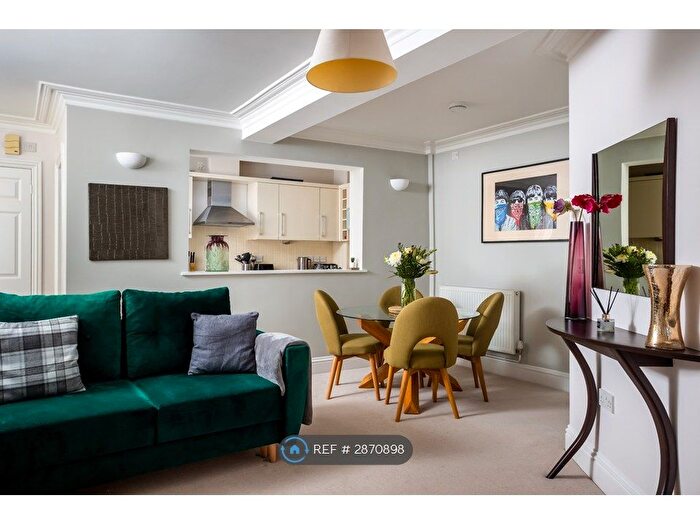 1 Bedroom Flat To Rent In Douglas House, Cheltenham, GL50