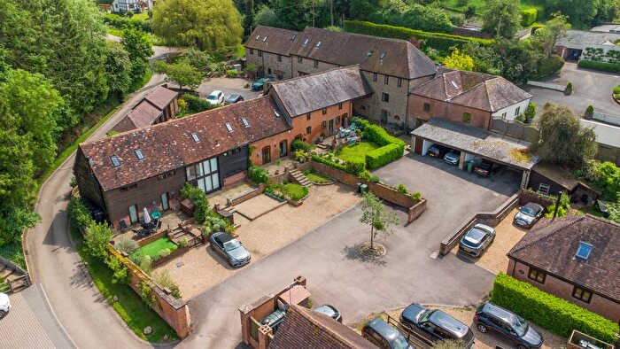 3 Bedroom Barn Conversion For Sale In Halesend Grittles End Storridge Malvern, Worcestershire, WR13