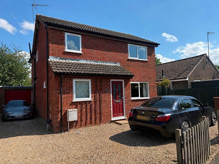 4 Bedroom Detached House For Sale In Hipperson Close, North Walsham, NR28
