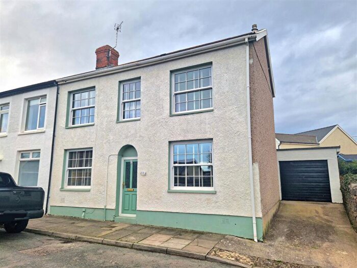 3 Bedroom End Of Terrace House For Sale In Florence Street, Porthcawl, CF36