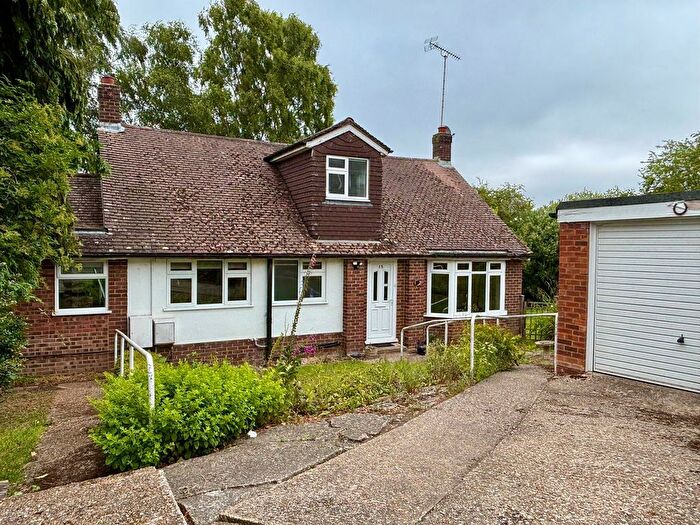 3 Bedroom Detached House For Sale In Fayre Meadow, Robertsbridge, TN32