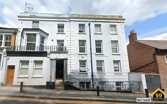 5 Bedroom Flat For Sale In Hillreach Rd, Woolwich, Greater London, SE18